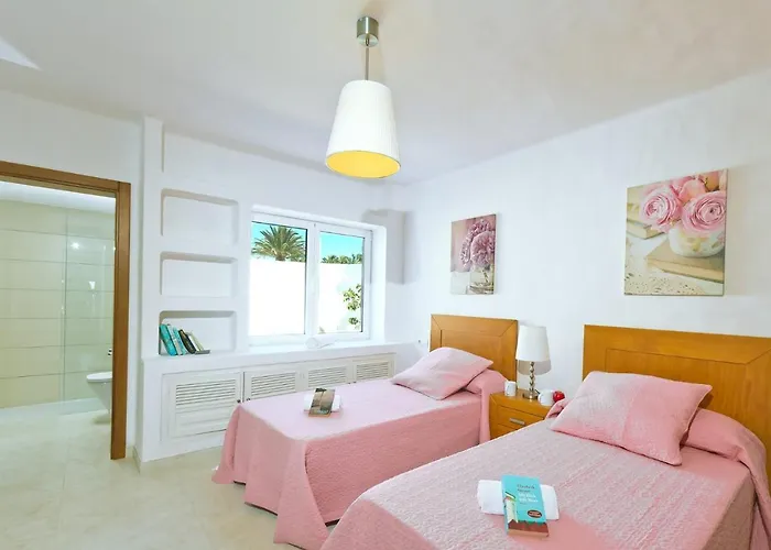 Ana Maria By ヴィラ